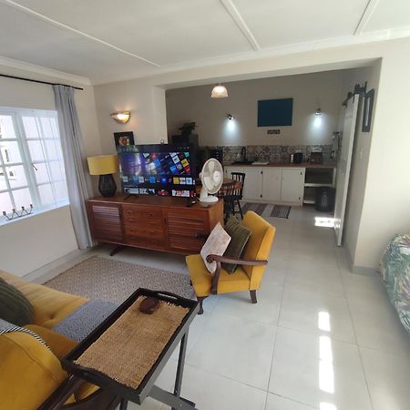 Paradise In The City - Cottage One Port Elizabeth Exteriér fotografie